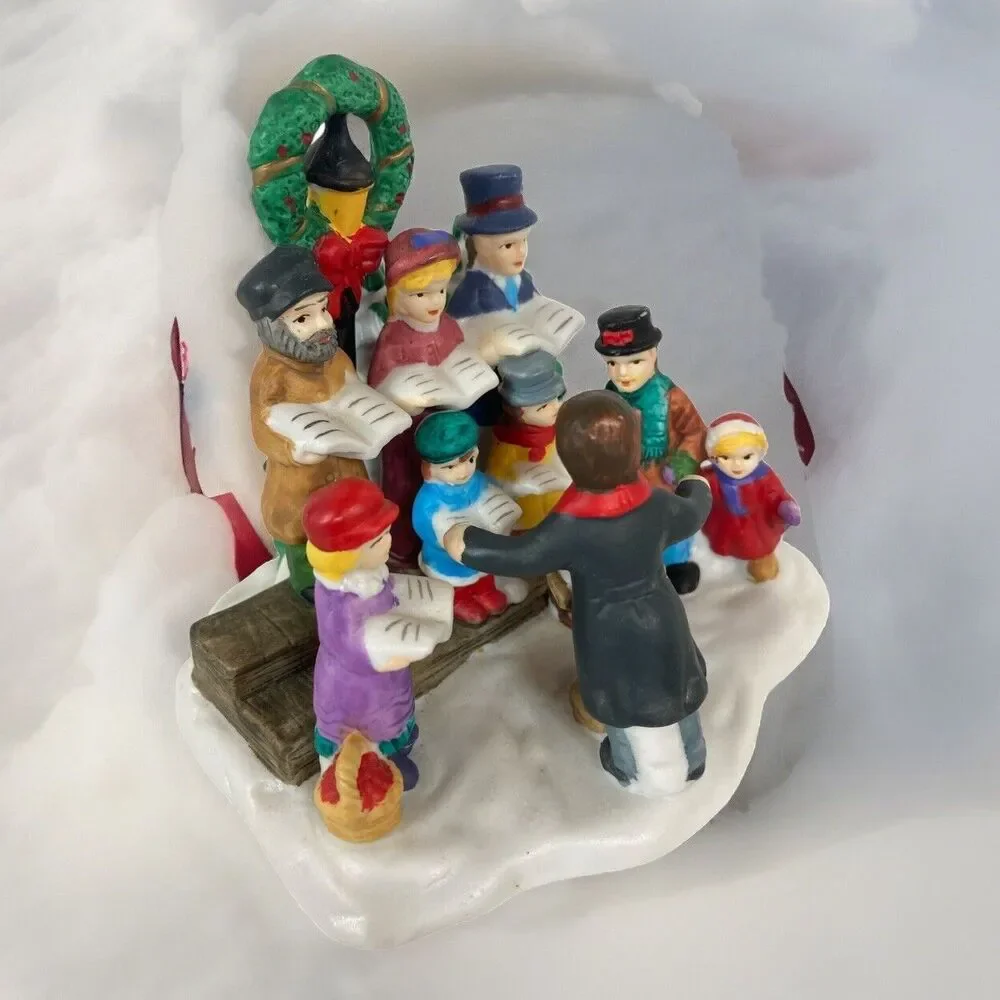 Dicken’s Collectables Caroling Group Hand Painted Porcelain Figurines Vtg 1997